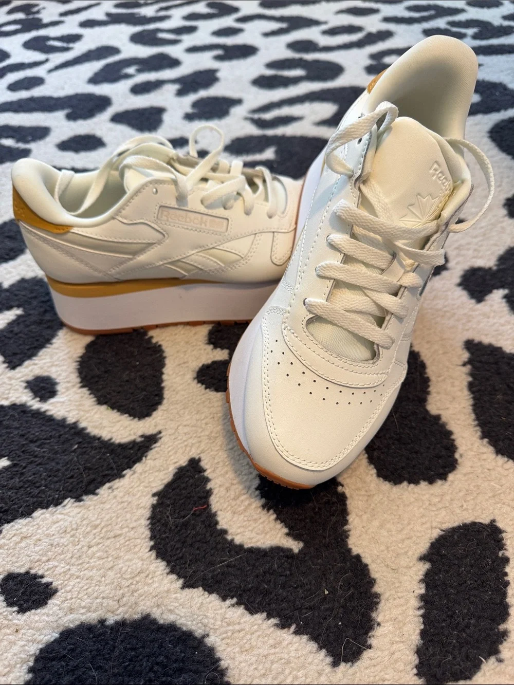 Reebok Classic Triple Lift Platform Sneakers, white size 9